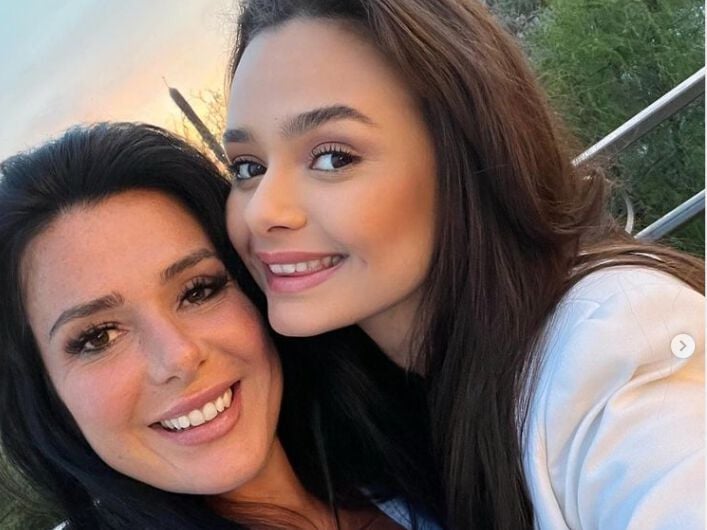 Cecile & Anissa